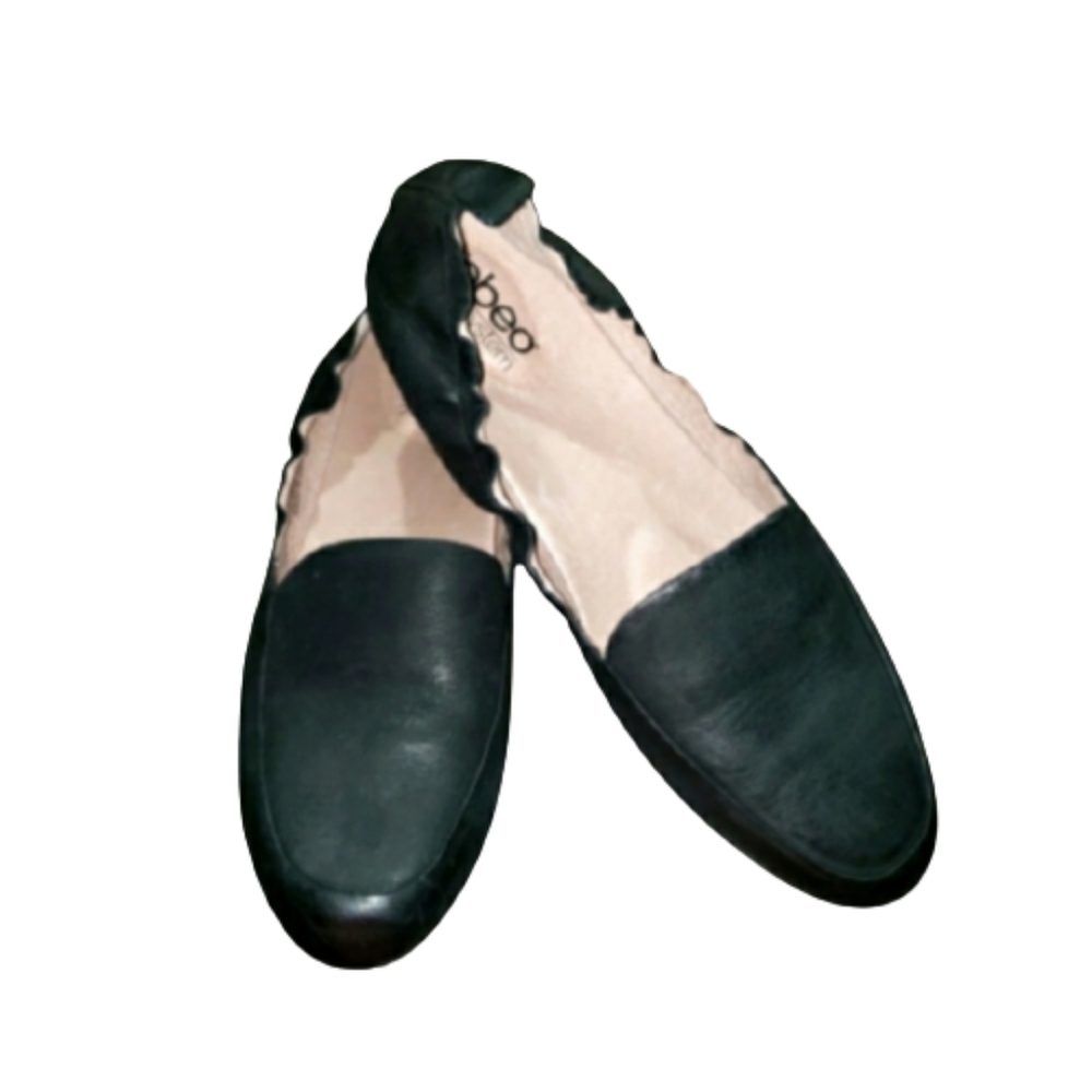 NWOB Abeo B.I.O. System Jean Black Leather Slip-On Loafers